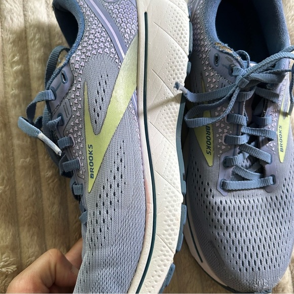 Brooks Ghost 14 Running Shoes Sneakers  Womens size 9 medium - Picture 3 of 15